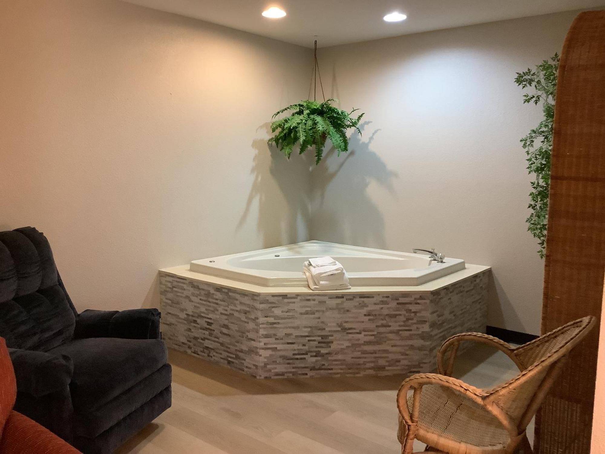 Days Inn By Wyndham Kingdom City Buitenkant foto